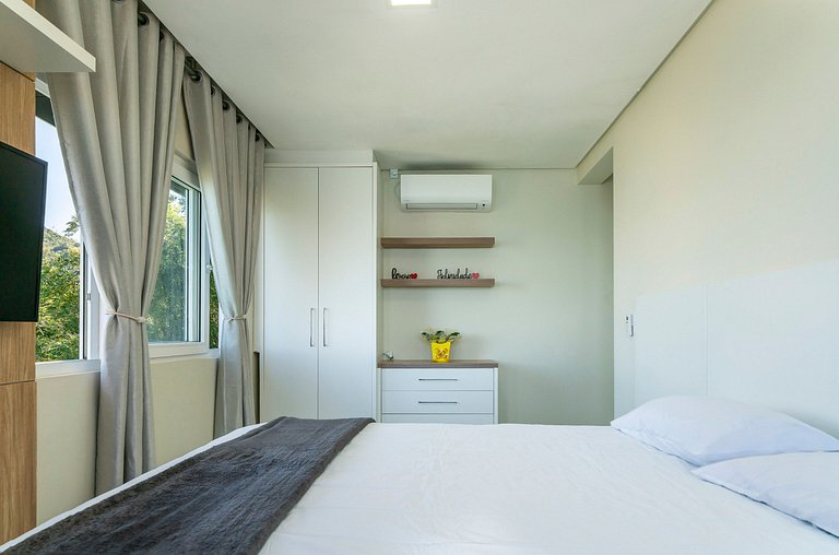 B300 - Casa Beira Mar com piscina Privativa