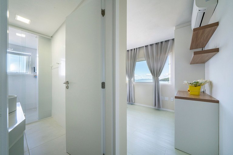 B300 - Casa Beira Mar com piscina Privativa