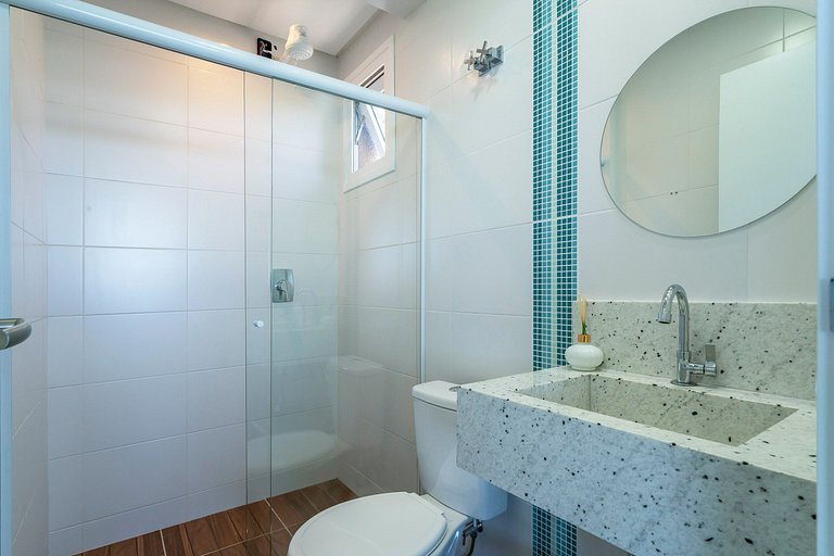 B300 - Casa Beira Mar com piscina Privativa