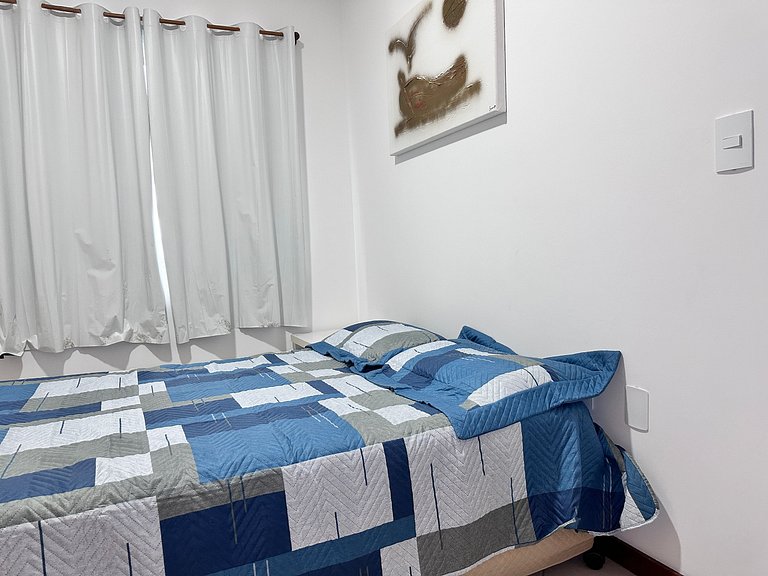 B915 - Apartamento 2 quartos em cond. com piscina