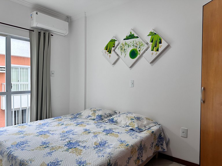 B915 - Apartamento 2 quartos em cond. com piscina