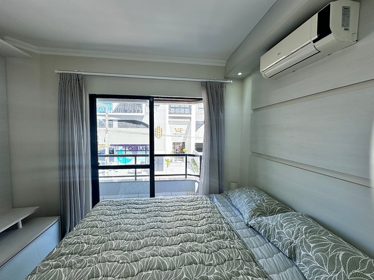 B484 - Apto 3 quartos perto do mar e com vista.