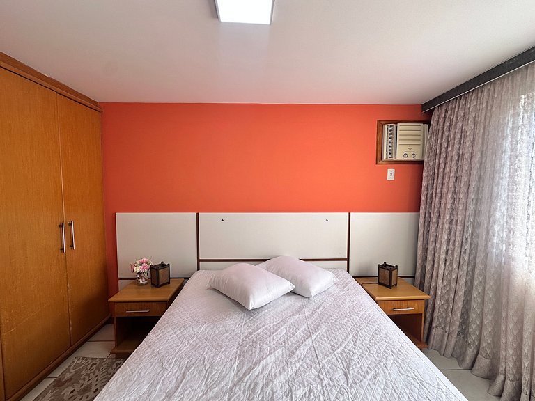 B362 - Cobertura a poucos passos do mar com piscina privativ