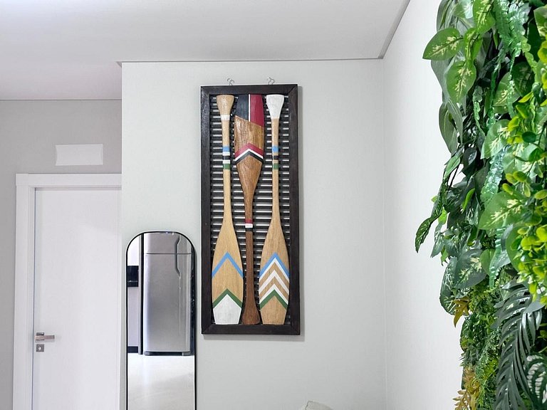 B016 - Apto Novo com 02 Suites e piscina