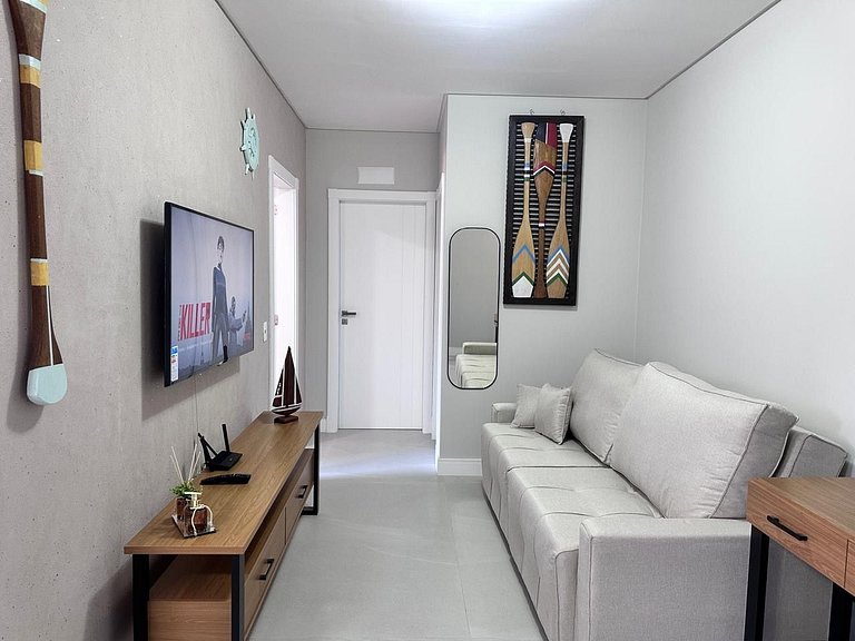 B016 - Apto Novo com 02 Suites e piscina