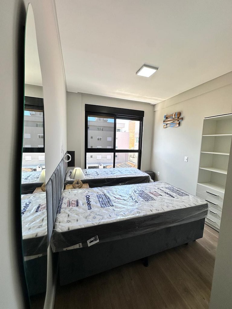 B016 - Apto Novo com 02 Suites e piscina