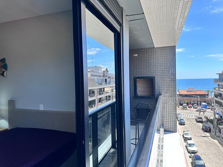 B016 - Apto Novo com 02 Suites e piscina