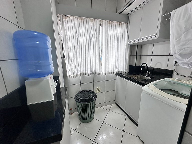 Cobertura 3 quartos para 8 pessoas, pertinho da praia !