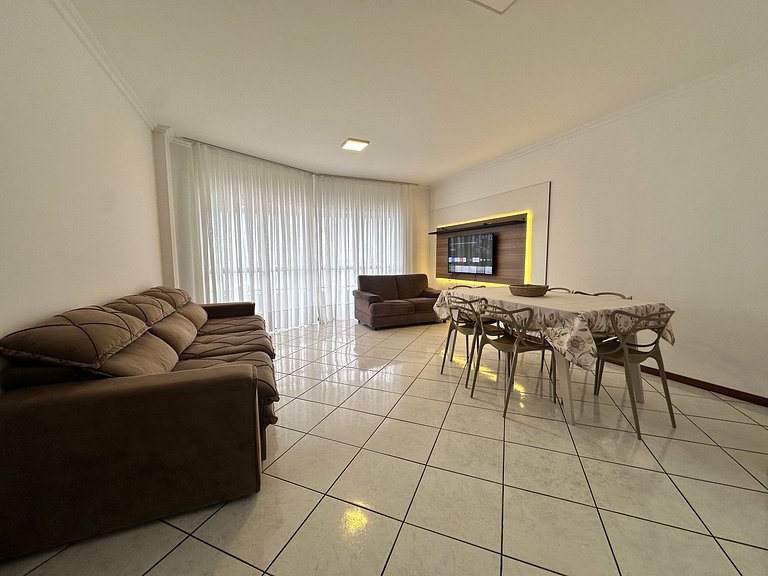 Cobertura 3 quartos para 8 pessoas, pertinho da praia !