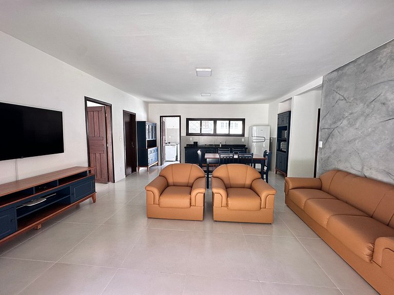 B508 - Ampla casa de praia perto do mar