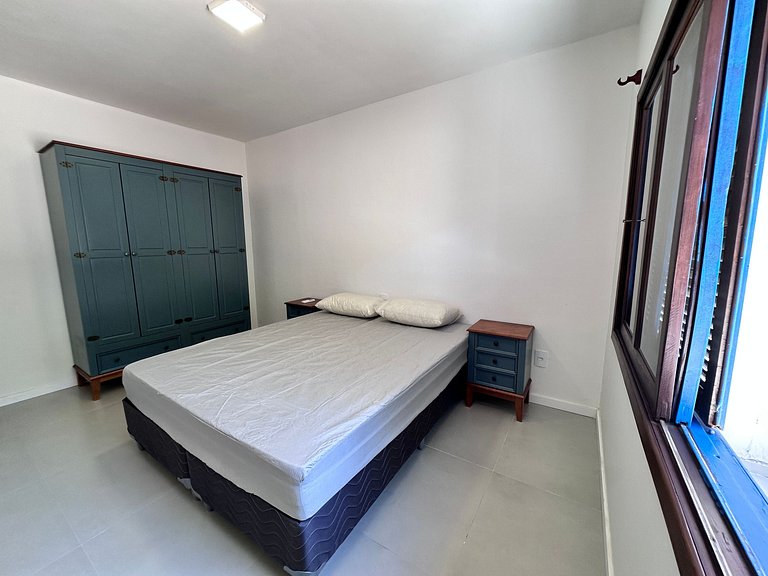 B508 - Ampla casa de praia perto do mar