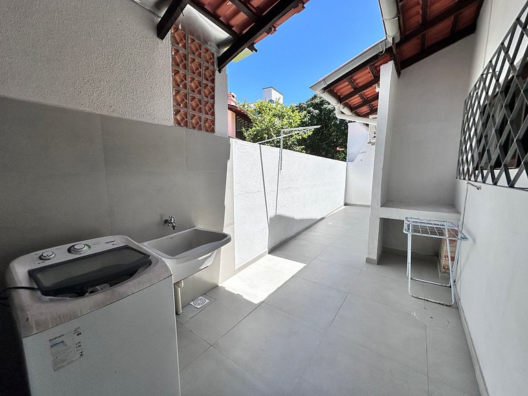 B508 - Ampla casa de praia perto do mar